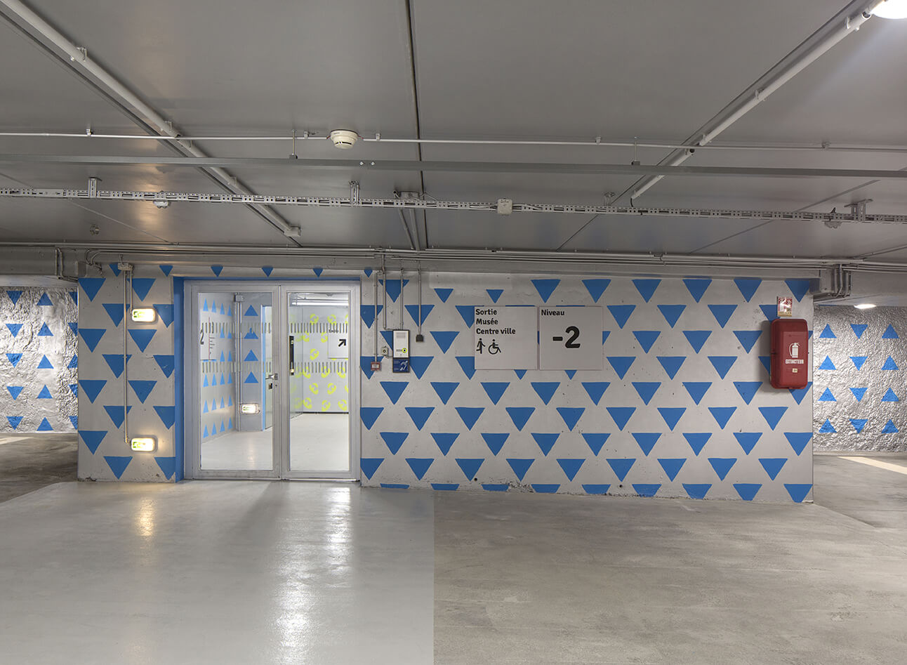 1811_parkingpetitefrance_06