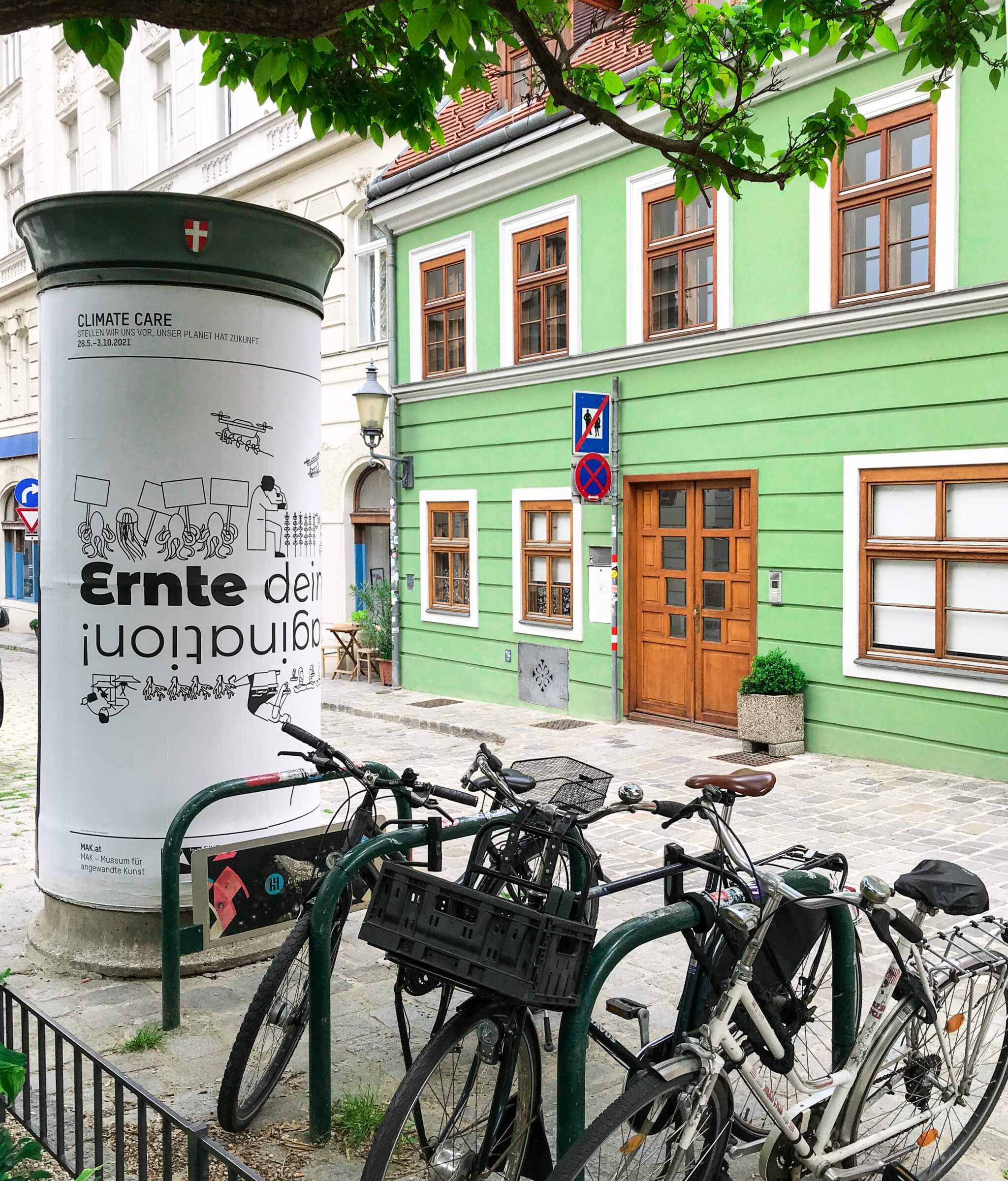 mak_climatecare_plakat1